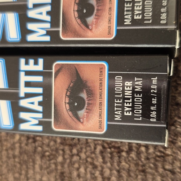 NYX OROFESSIONAL MAKEUP BRAND WOMEN'S BLACK MATTE LUQUID EYELINER - Picture 2 of 5